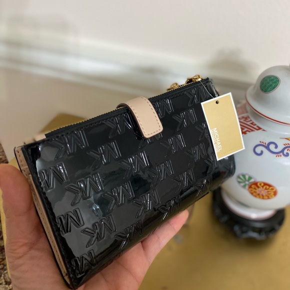 MK Double Zipper Wallet - Picture 2 of 10